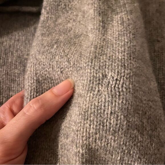 The Group by Babaton + Cashmere
Payette Hoodie - Picture 10 of 13